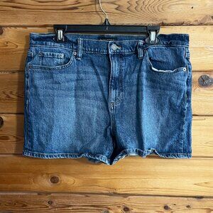 Banana Republic jean shorts size 32/14